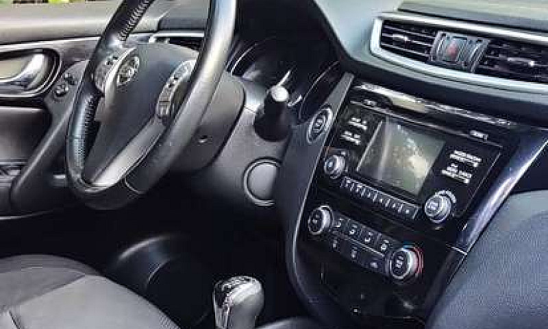 Nissan Qashqai 2.0 A...
