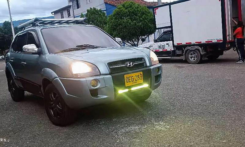 Tucson 4X4 Modelo 20...