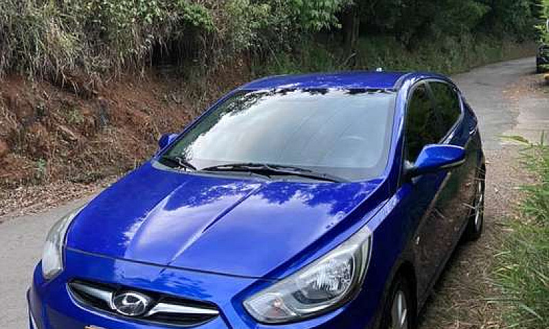 Hyundai Accent 1.6Lt...