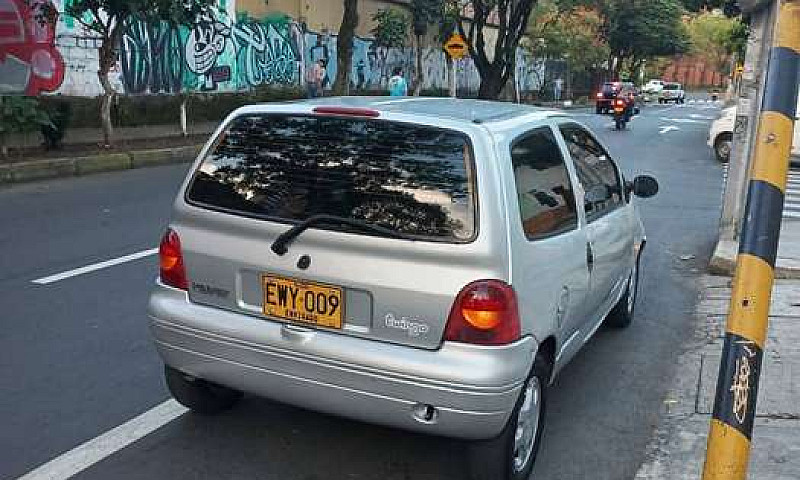 Se Vende Twingo...