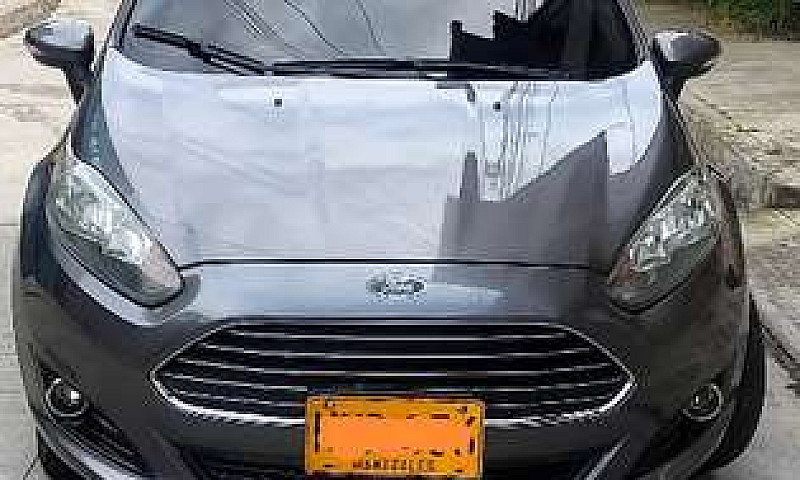 Vendo Ford Fiesta Se...