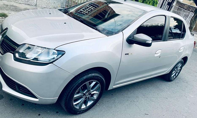 Renault Logan...