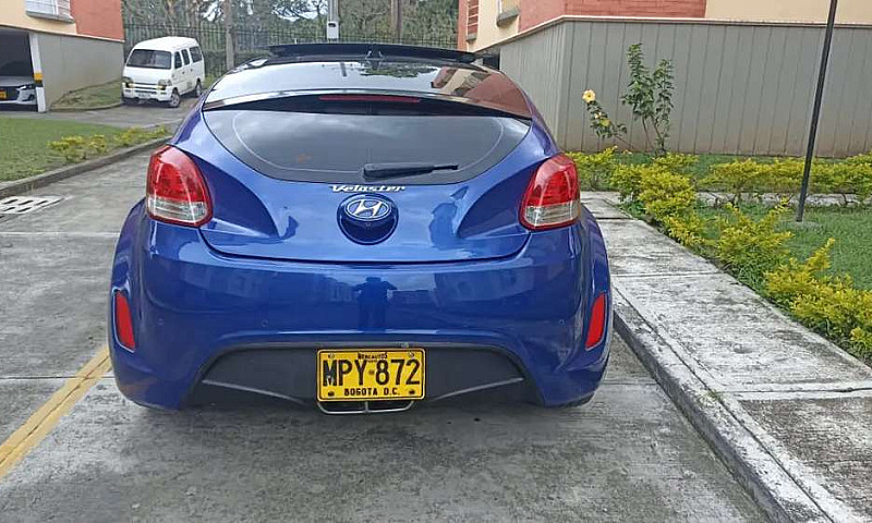 Hyundai Velostar...