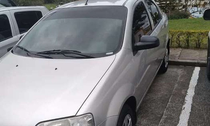Chevrolet Aveo Famil...