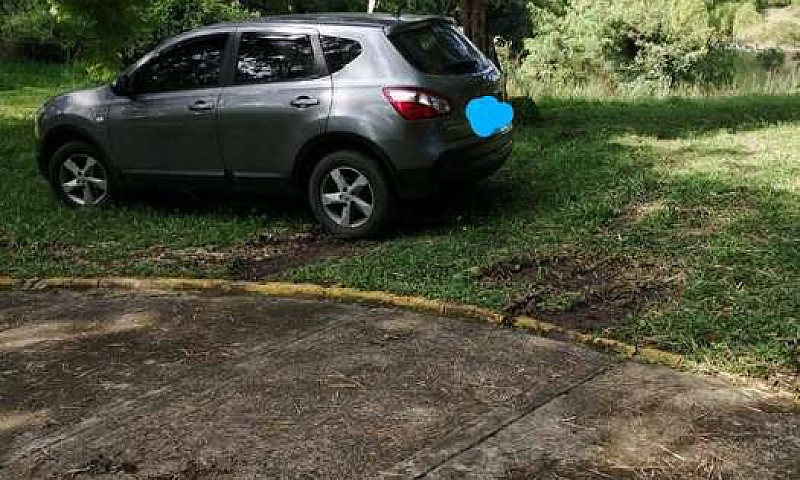 Vendo Nissan Qashqai...