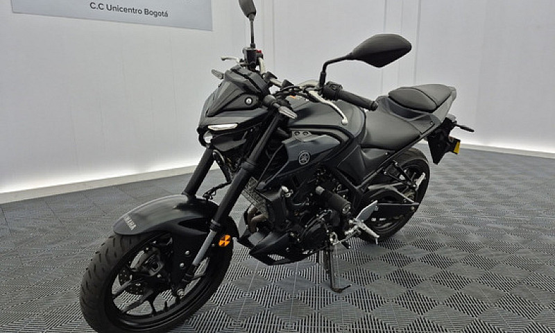 Yamaha Mt 03 ...