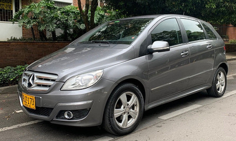 Mercedes-Benz Clase ...