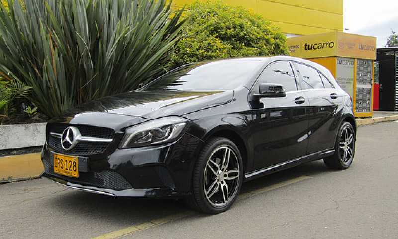 Mercedes-Benz Clase ...