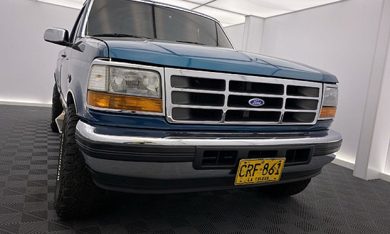 Ford F-150 5.0 Xlt 4...