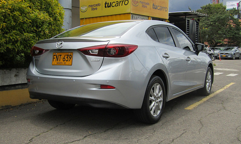 Mazda 3 2.0 Touring ...