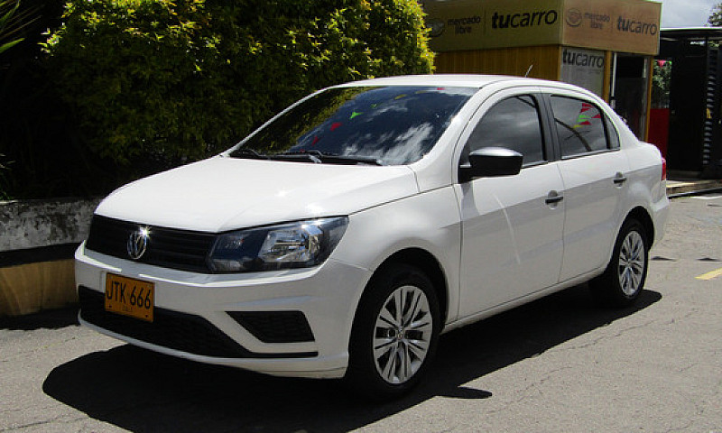 Volkswagen Voyage 1....