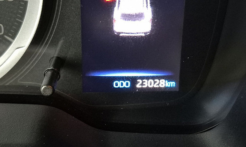 Toyota Corolla Cross...