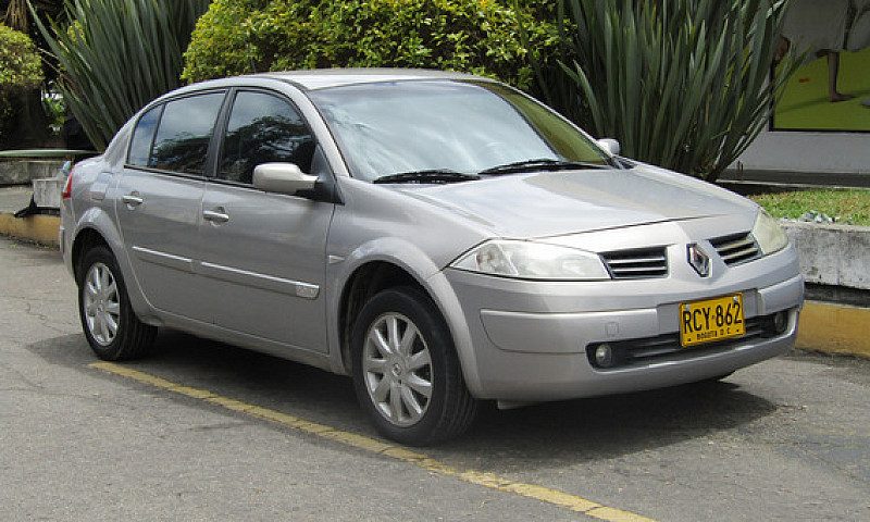 Renault Megane 2 2.0...