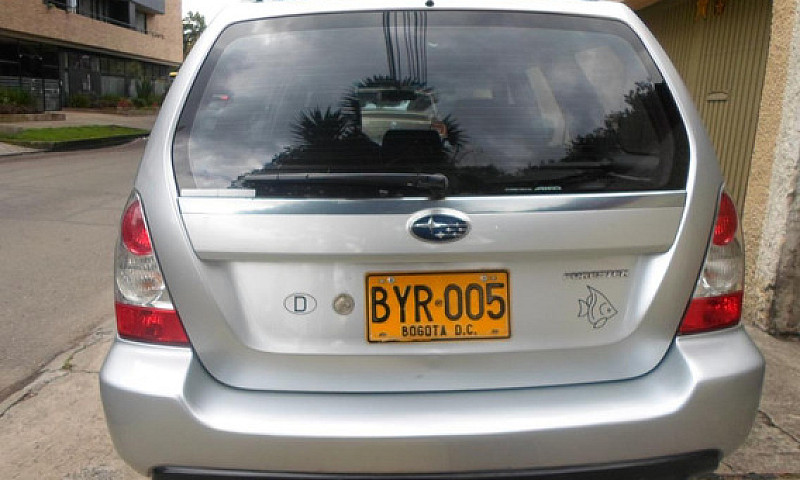 Subaru Forester 2.0 ...