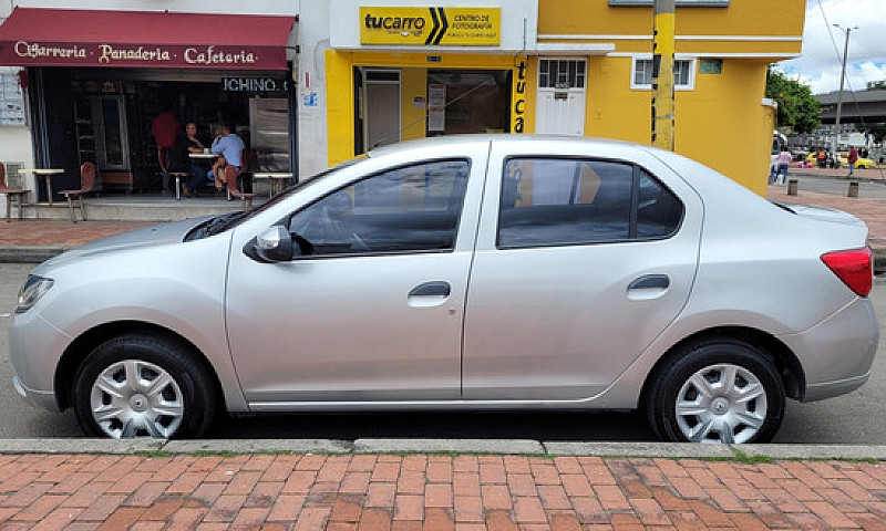 Renault Logan 1.6 Li...
