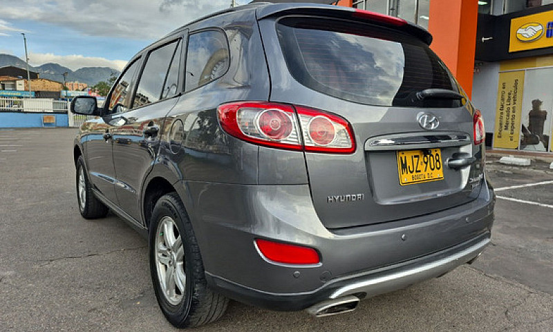 Hyundai Santa Fe 2.4...