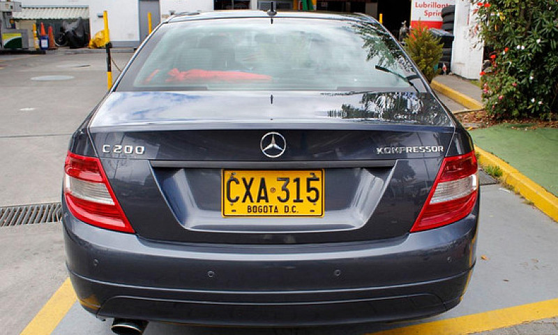 Mercedes-Benz Clase ...
