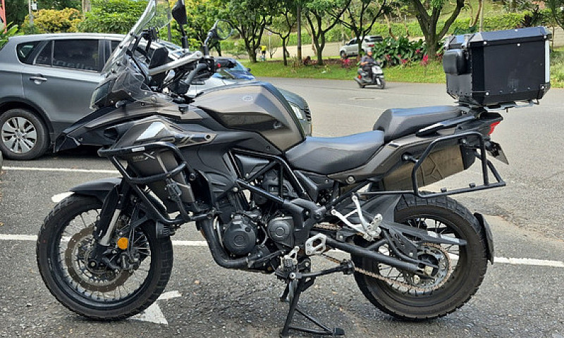 Benelli Trk 502X 202...