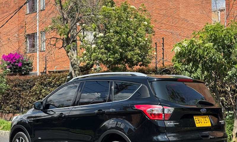 Ford Escape 2.0 Tita...