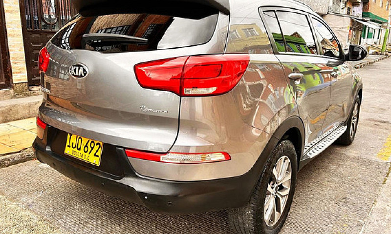 Kia Sportage 2.0 Rev...