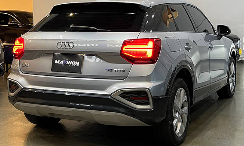 Audi Q2 35 Tfsi Ambi...