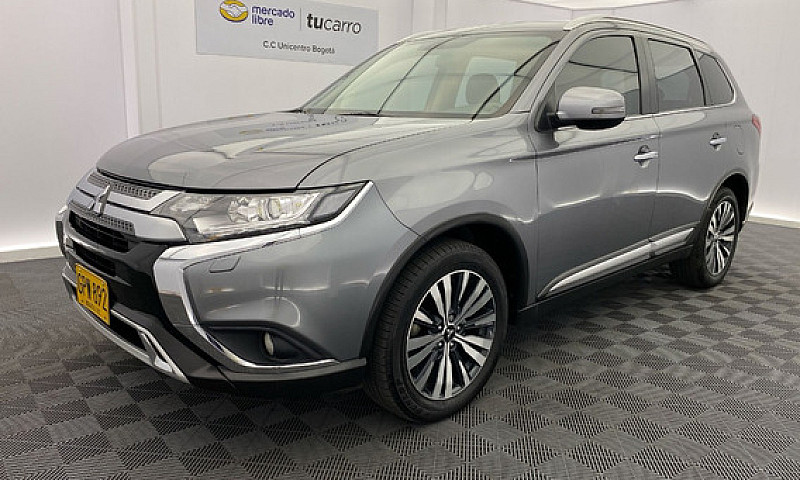 Mitsubishi Outlander...