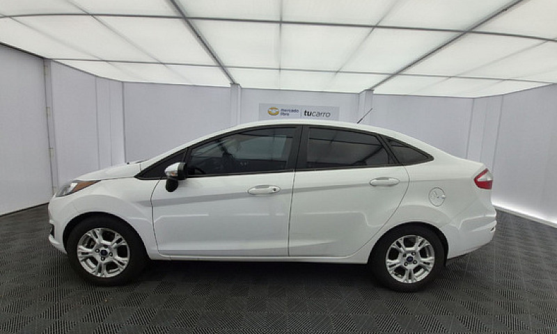 Ford Fiesta 1.6 Hatc...