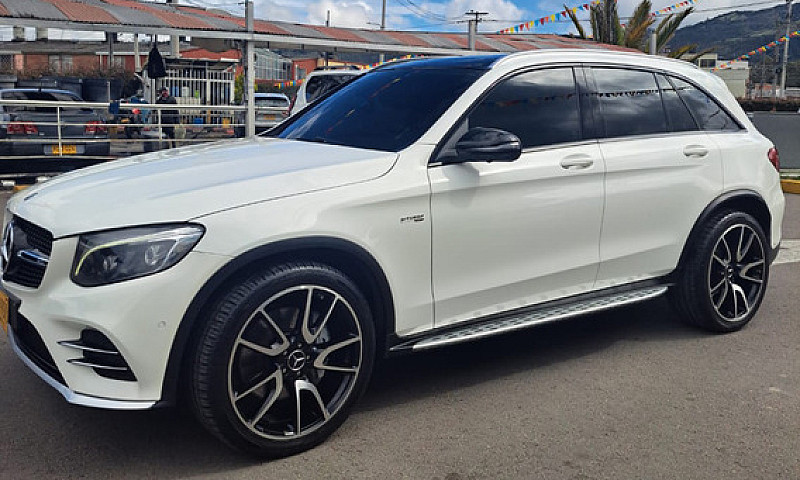 Mercedes-Benz Clase ...