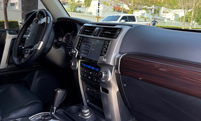 Toyota 4Runner 4.0 L...