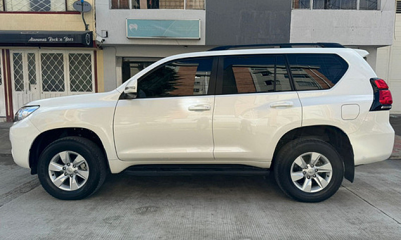 Toyota Prado 4.0 Tx-...