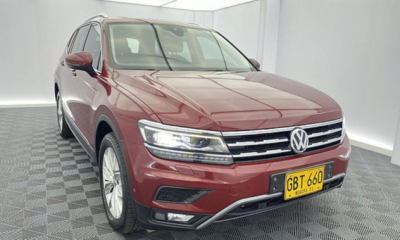 Volkswagen Tiguan Al...
