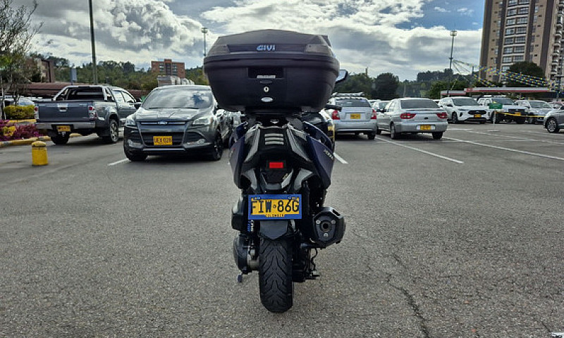 Kymco Xciting S 400...