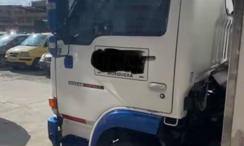 Nissan Furgo Repoten...