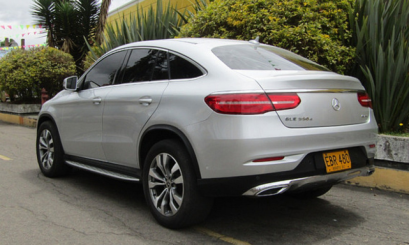 Mercedes-Benz Clase ...
