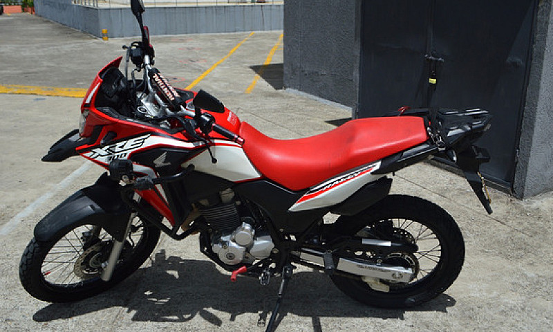 Honda Xre 300 Abs...