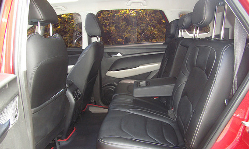 Chevrolet Captiva 1....