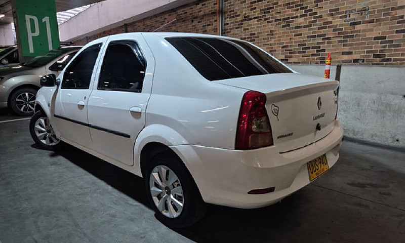 Renault Logan 1.4 Fa...