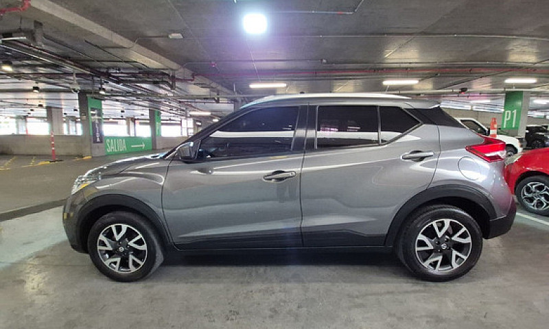 Nissan Kicks 1.6 Sen...