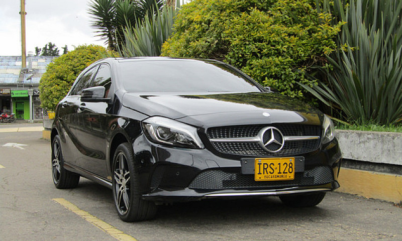 Mercedes-Benz Clase ...