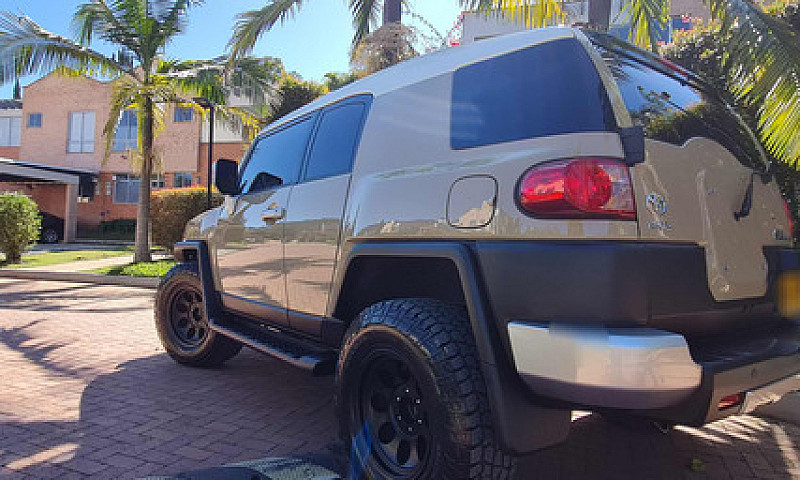 Toyota Fj Cruiser Fj...