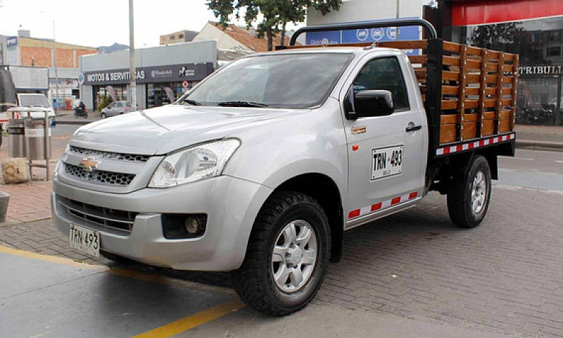Chevrolet D-Max Esta...