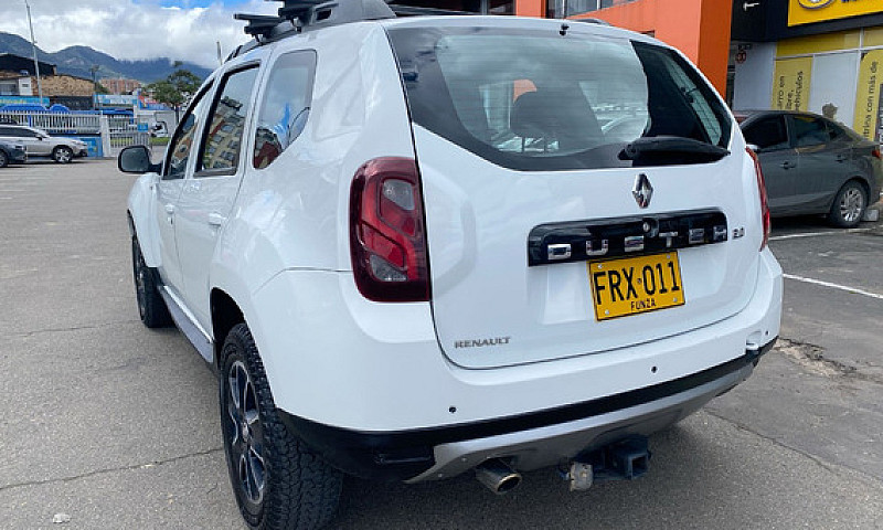 Renault Duster  Pola...