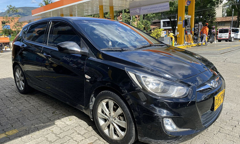 Hyundai Accent 1.6 G...