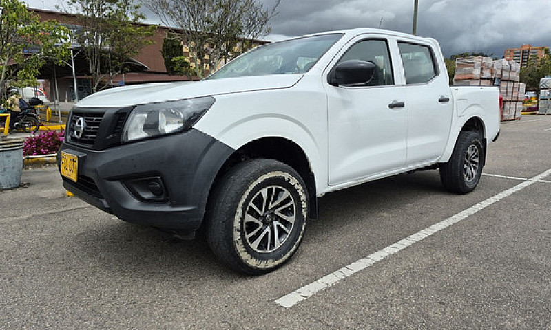 Nissan Np300 Frontie...