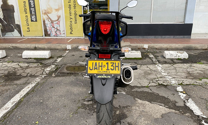 Suzuki Gsx-S150  Abs...