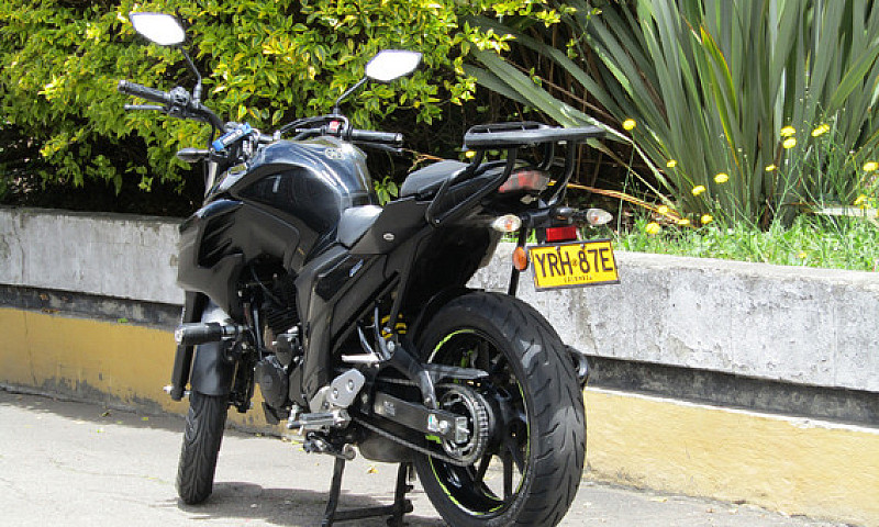 Yamaha Fz25 250Cc Mt...