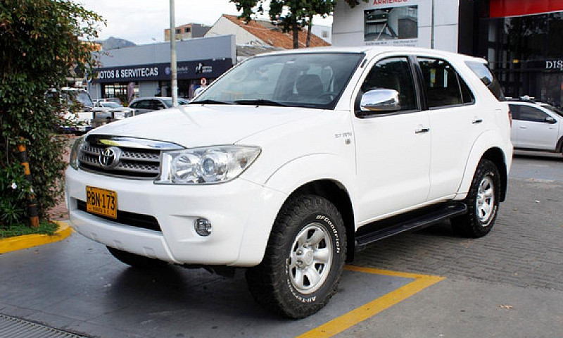 Toyota Fortuner 2.7 ...