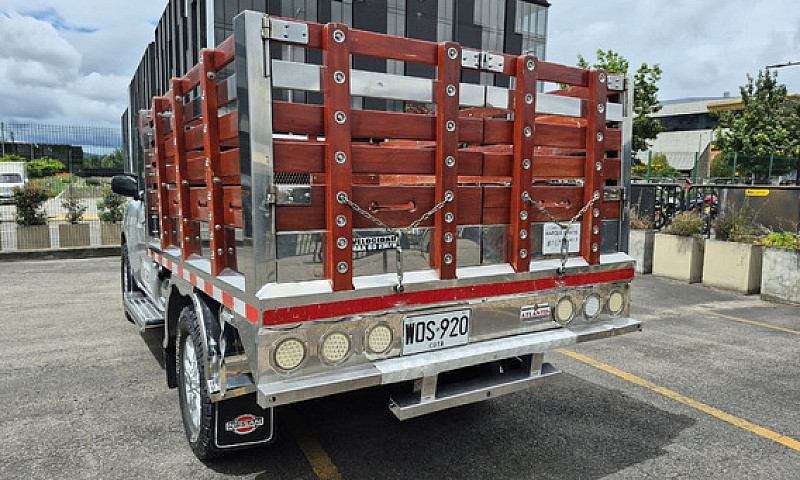 Nissan Np300 Frontie...