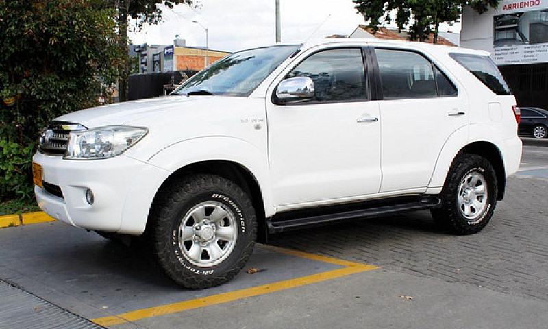 Toyota Fortuner 2.7 ...
