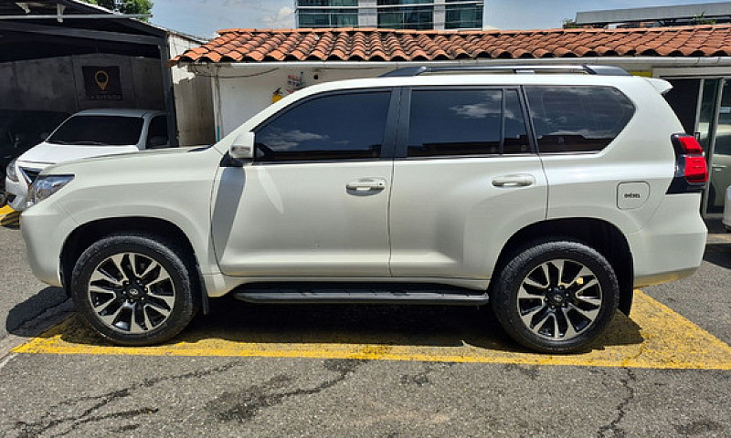 Toyota Prado 2.8 Tx-...